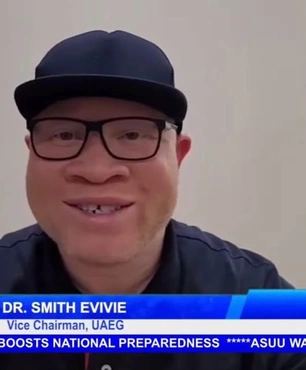 Dr. Smith Evivie_306x370